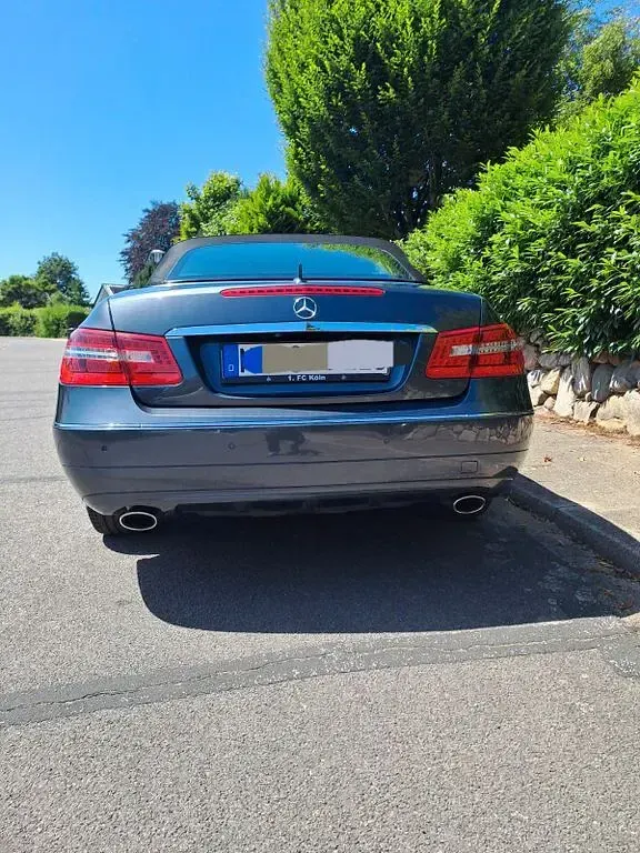 Gebraucht Mercedes E350 Avantgarde 292 PS (214 kW) 2011 Grau Cabrio