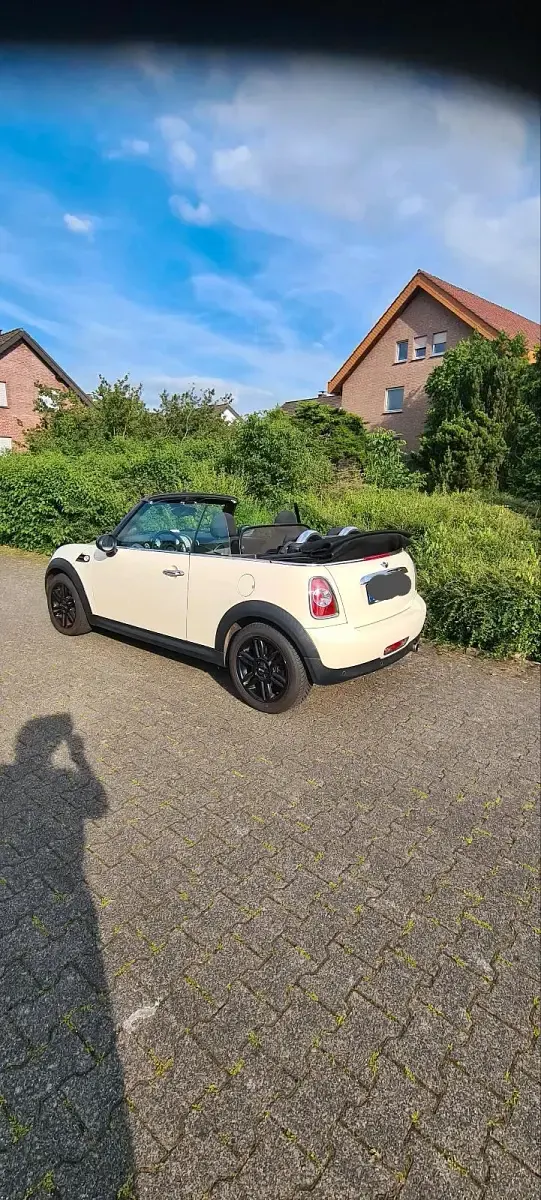 Gebraucht Mini Cooper Cabriolet 122 PS (89 kW) 2011 Beige Cabrio