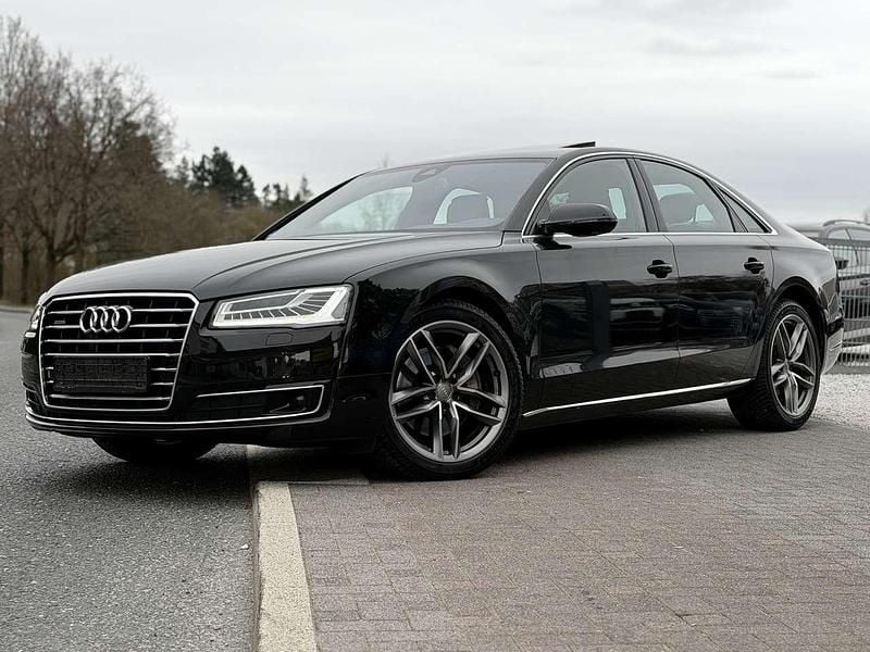 Gebraucht Audi A8 Ambiente 258 PS (189 kW) 2015 Havannaschwarz metallic Limousine