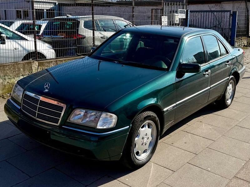 Gebraucht Mercedes C230 150 PS (110 kW) 1996 Grün Limousine