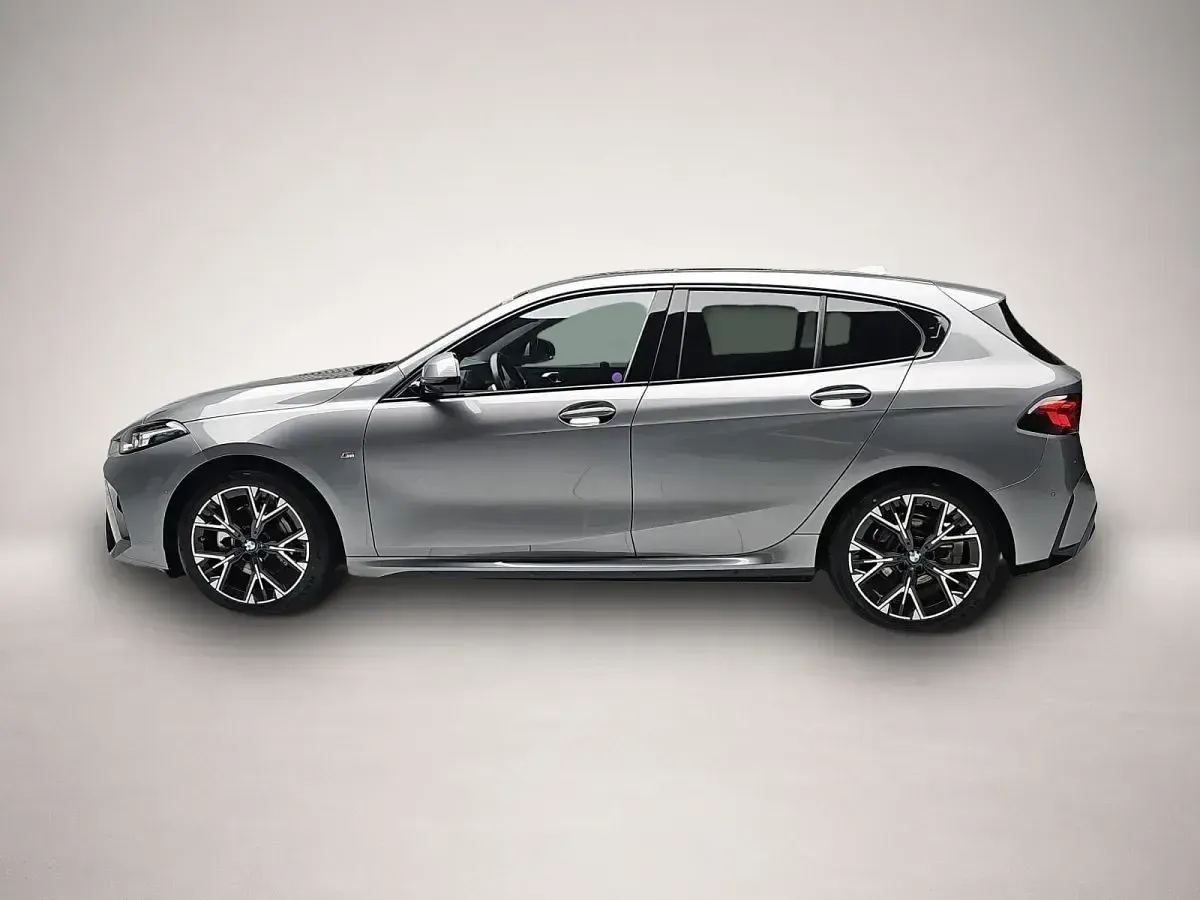 Gebraucht BMW 120 M Sport 163 PS (119 kW) 2025 Grau Kleinwagen