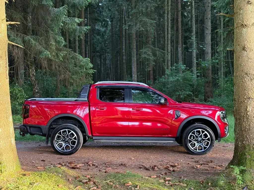 Gebraucht Ford Ranger Wildtrack 241 PS (177 kW) 2024 Rot Pickup