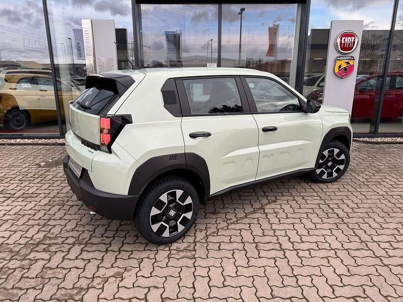 Gebraucht Fiat Grande Panda Icon 101 PS (74 kW) 2026 Grün Kleinwagen