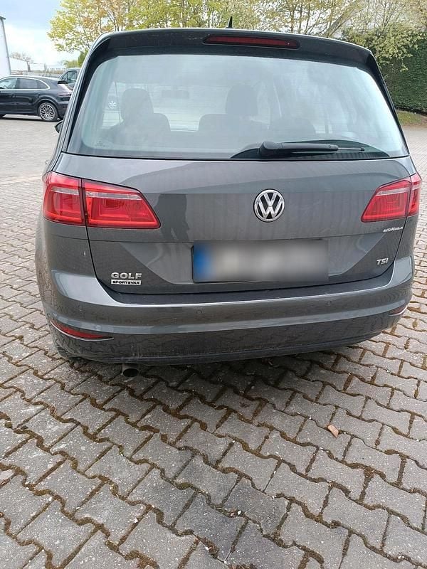 Second-hand VW Golf VII 110 CP (80 kW) 2017 Gri Berlinǎ