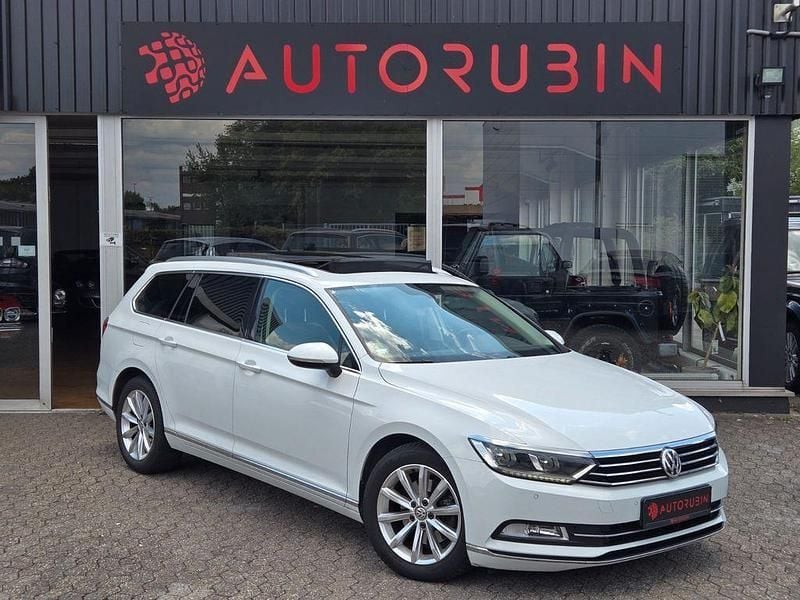 Weiß Gebraucht 2016 VW Passat Highline Kombi | 17.500 € (Teuer) - Bild 1/4