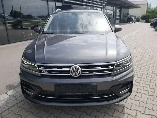 Gebraucht VW Tiguan Highline 220 PS (161 kW) 2018 Indiumgrau metallic SUV