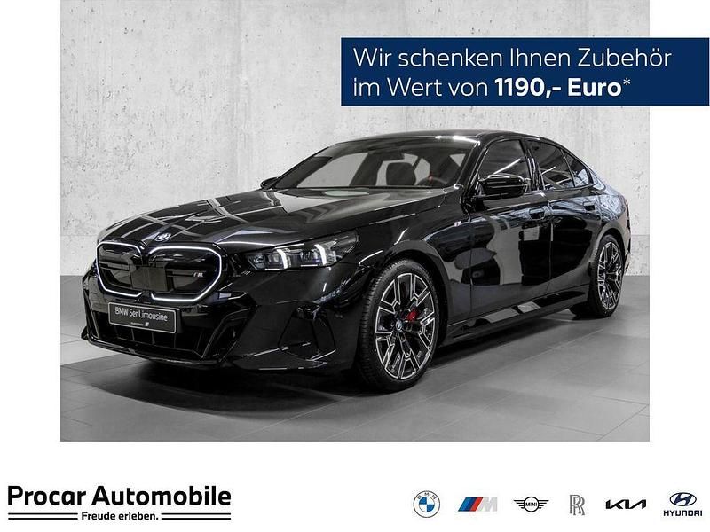 Saphirschwarz metallic Neu 2025 BMW i5 M Sport Limousine | 82.890 € (Etwas zu teuer) - Bild 1/4