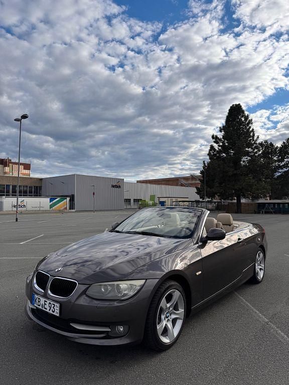 Andere farben Gebraucht 2010 BMW 325 Cabriolet Cabrio | 9.800 € (Teuer) - Bild 1/4