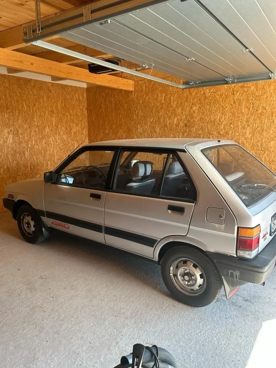 Gebraucht Subaru Justy 54 PS (39 kW) 1986 Grau Kleinwagen