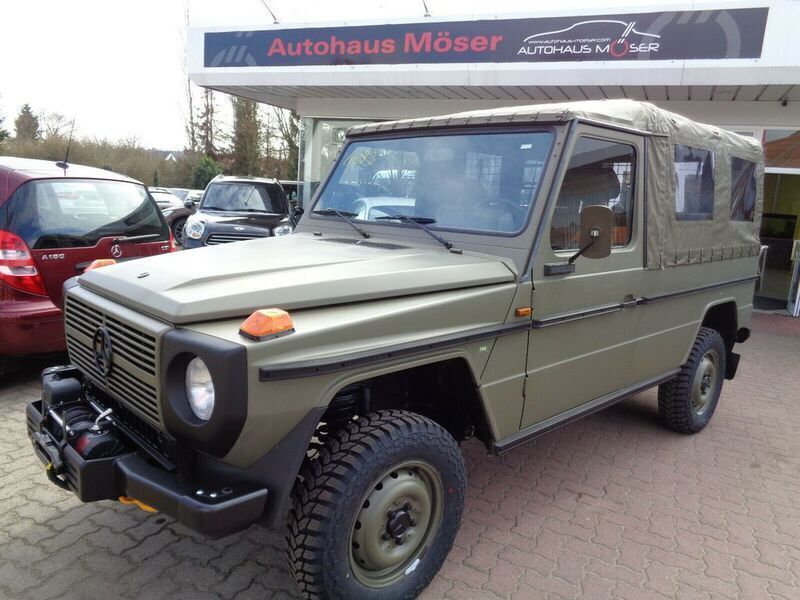 Grau Gebraucht 1996 Mercedes G230 SUV | 29.480 € - Bild 1/4