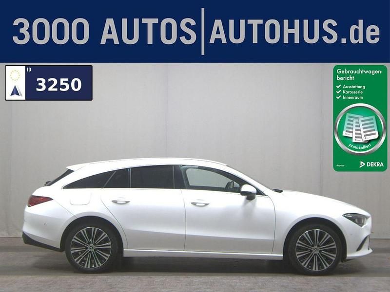 Polarweiss unilack Gebraucht 2022 Mercedes CLA250e Limousine | 19.480 € (Superpreis) - Bild 1/4