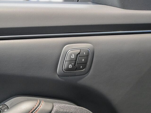 Gebraucht Ford Mustang Mach-E Extended Range 258 kW (351 PS) 2023 Blau SUV