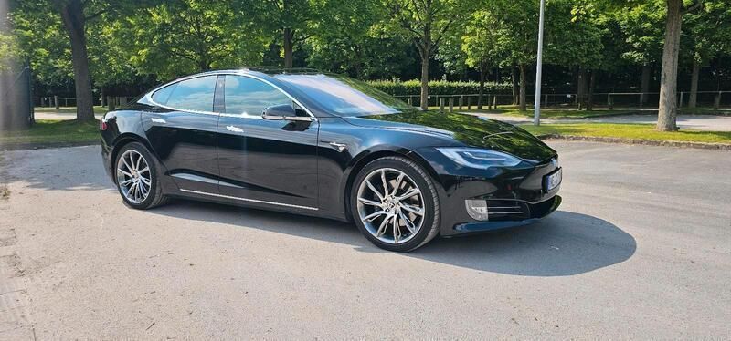 Schwarz Gebraucht 2019 Tesla Model S Limousine | 23.990 € (Fairer Preis) - Bild 1/4