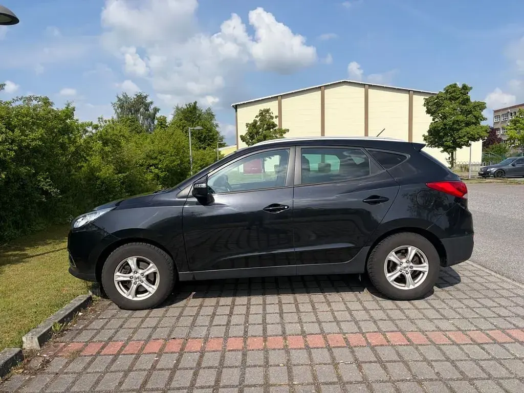 Gebraucht Hyundai ix35 163 PS (119 kW) 2011 Schwarz SUV