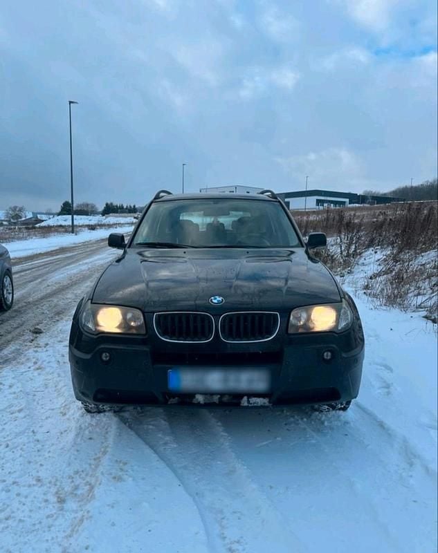 Gebraucht BMW X3 150 PS (110 kW) 2005 Schwarz SUV