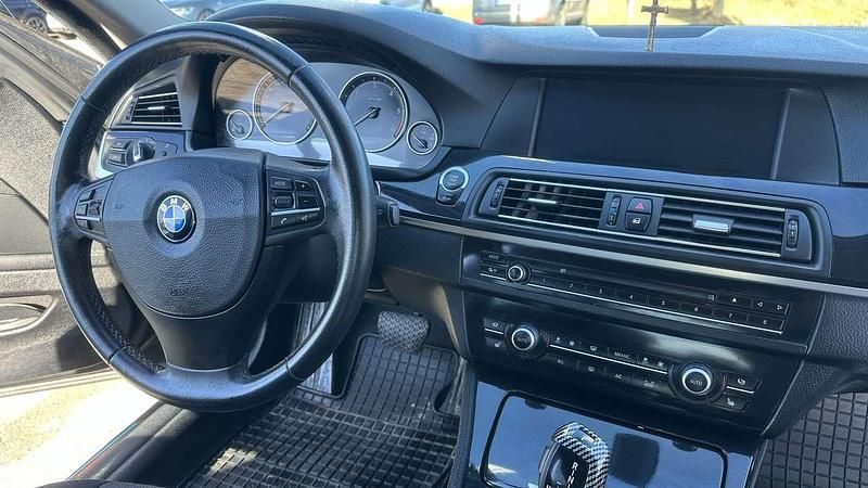 Gebraucht BMW 520 Efficient Dynamics 184 PS (135 kW) 2013 Limousine