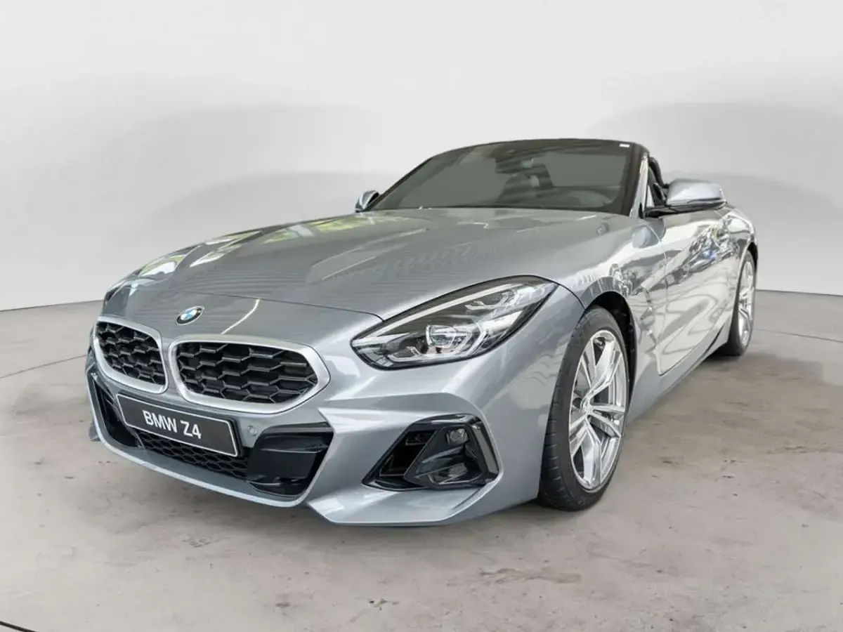 Neu BMW Z4 M Sport 197 PS (144 kW) 2026 Grau Cabrio
