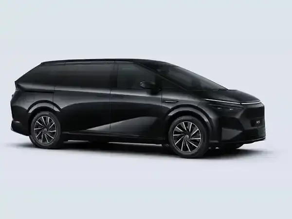 Neu XPENG X9 AWD Performance 369 kW (503 PS) 2026 Schwarz midnight black Van / Kleinbus