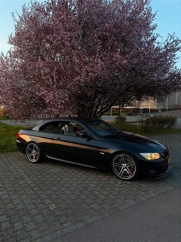 Gebraucht BMW 335 Cabriolet Shadowline 306 PS (225 kW) 2010 Schwarz Cabrio