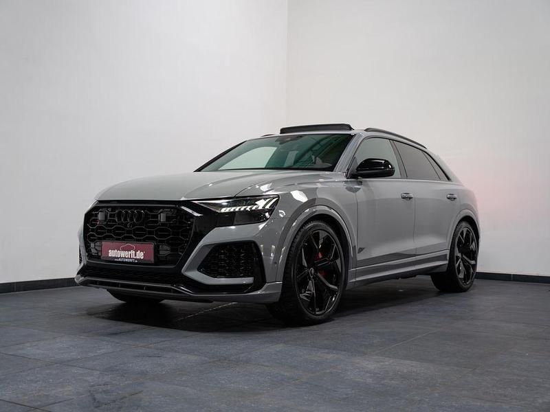 Grau Gebraucht 2022 Audi RS Q8 Design SUV | 94.900 € (Fairer Preis) - Bild 1/4