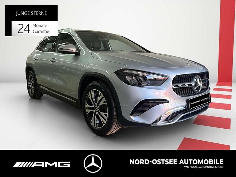 Usata Mercedes GLA200 Progressive 163 CV (119 kW) 2025 Argento SUV