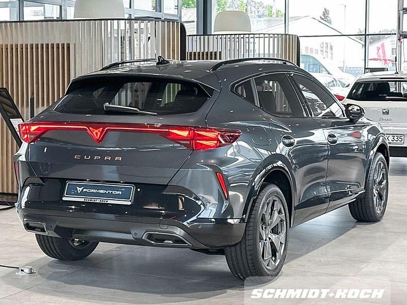 Neu Cupra Formentor 150 PS (110 kW) 2025 Grau SUV