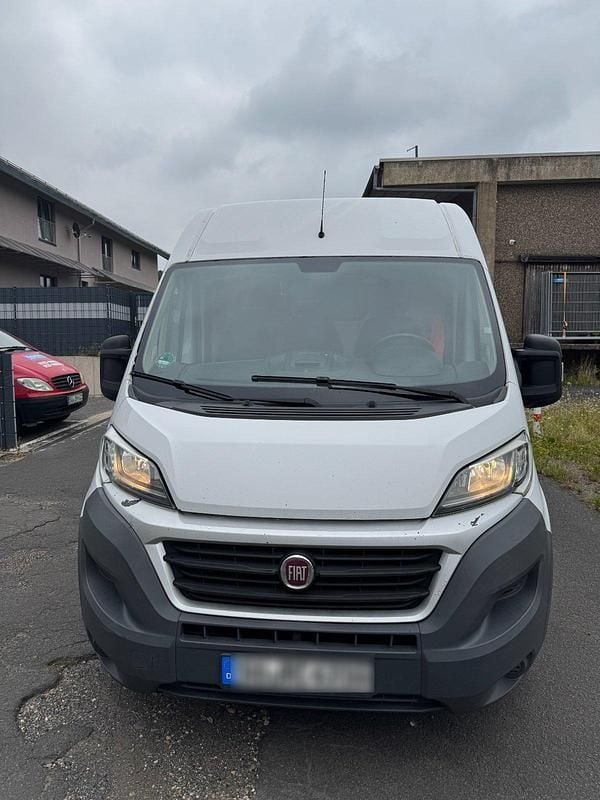Weiß Gebraucht 2017 Fiat Ducato Van | 9.590 € - Bild 1/4