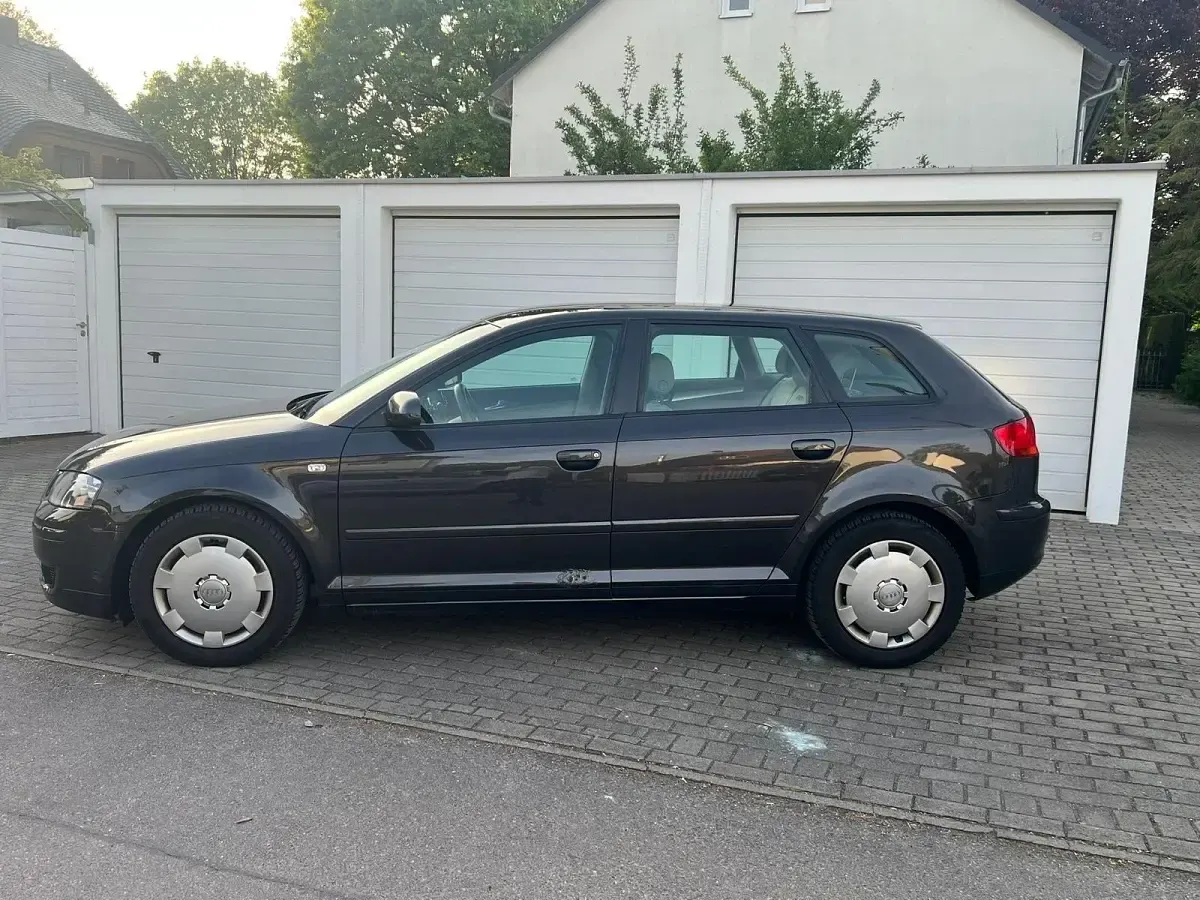 Usata Audi A3 140 CV (102 kW) 2007 Marrone Utilitaria