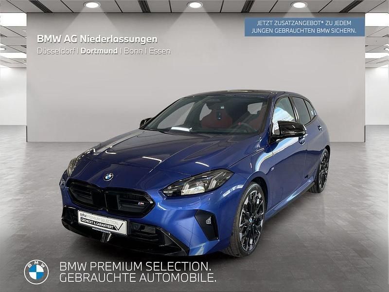 Blau Gebraucht 2024 BMW M135 Shadowline Kleinwagen | 50.899 € - Bild 1/4