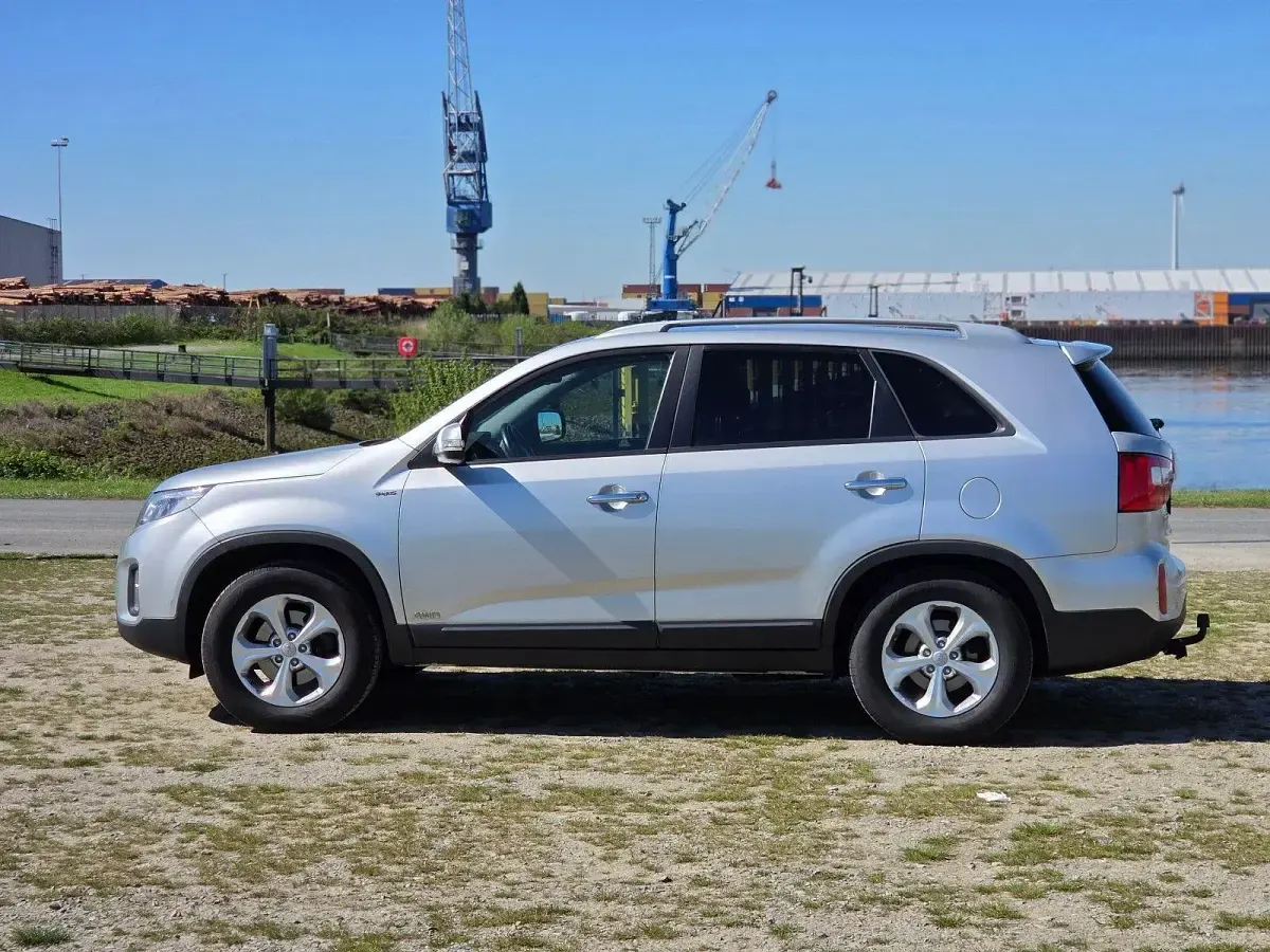 Gebraucht Kia Sorento Vision 197 PS (144 kW) 2014 Silber SUV