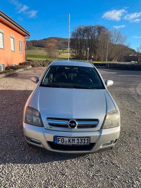 Silber Gebraucht 2005 Opel Signum Kleinwagen | 750 € (Superpreis) - Bild 1/4