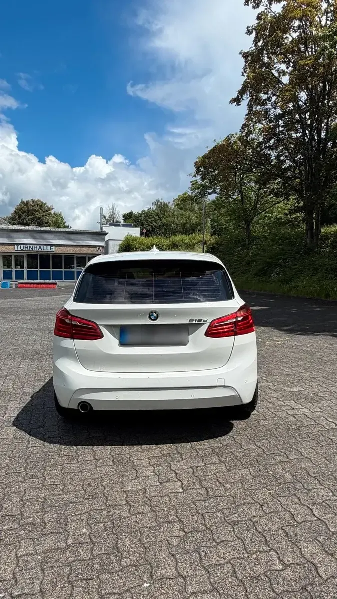 Gebraucht BMW 218 150 PS (110 kW) 2015 Weiß Kombi