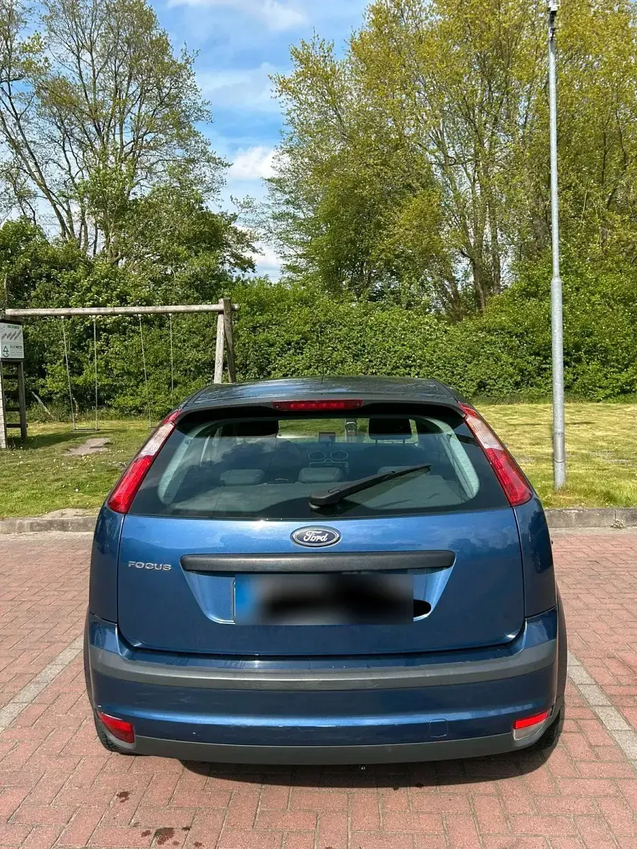 Brugt Ford Focus 100 HK (73 kW) 2006 Andere farben Sedan