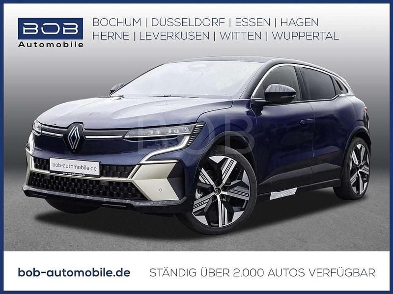 Nachtblau metallic, black pea Gebraucht 2025 Renault Mégane Iconic Limousine | 38.888 € (Fairer Preis) - Bild 1/3