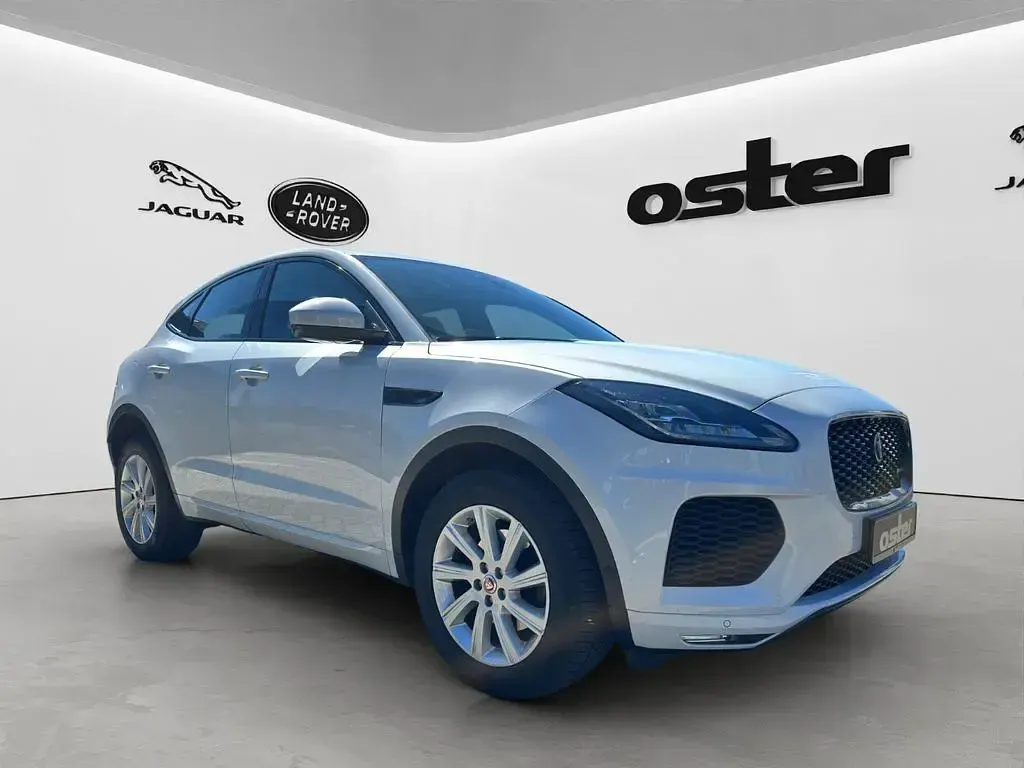 Second-hand Jaguar E-Pace First Edition 179 CP (131 kW) 2018 Alb SUV