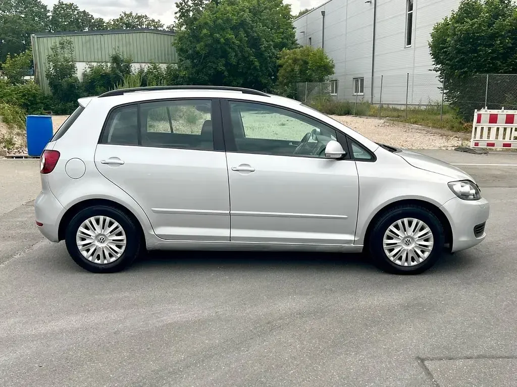 Gebraucht VW Golf Plus Cross Trendline 80 PS (58 kW) 2010 Silber Van / Kleinbus