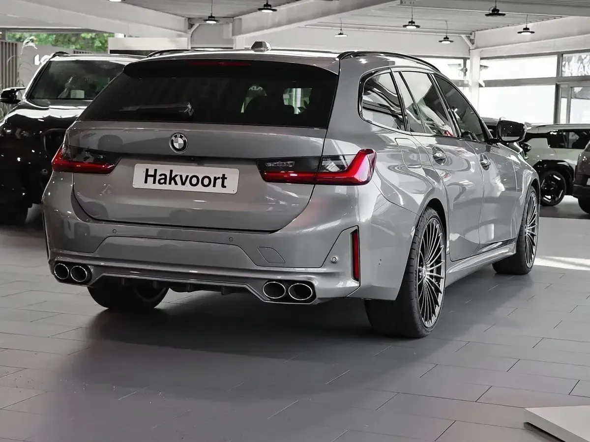 Gebraucht Alpina B3 374 PS (275 kW) 2023 Skyscraper grau Kombi