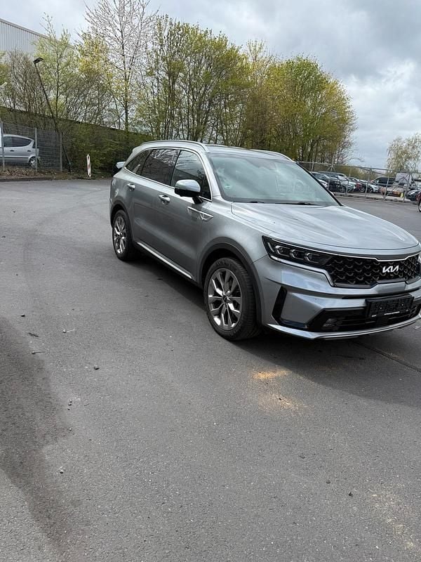 Gebraucht Kia Sorento 201 PS (147 kW) 2023 Silber SUV