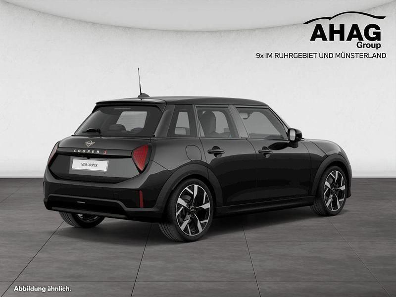 Second-hand Mini Cooper S 204 CP (150 kW) 2025 Negru Hatchback