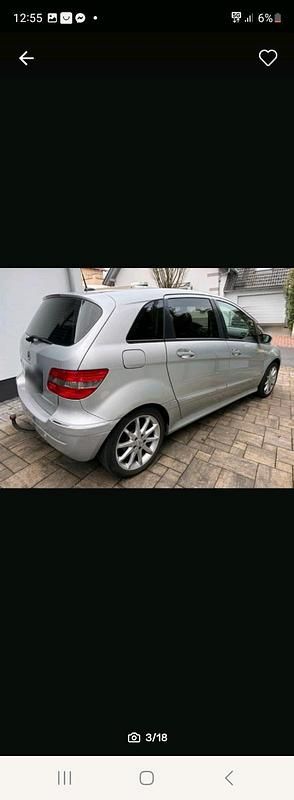 Gebraucht Mercedes B200 109 PS (80 kW) 2005 Silber Van / Kleinbus