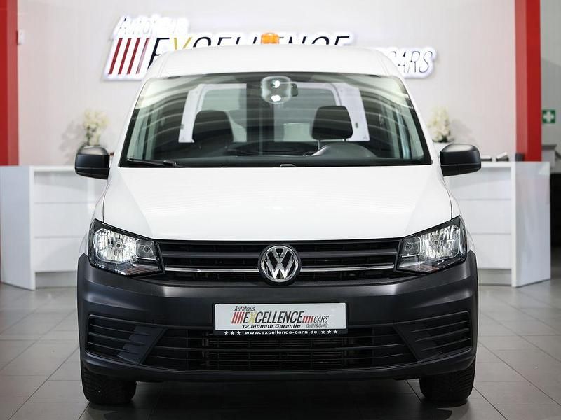 Używany VW Caddy Maxi 102 KM (75 kW) 2020 Biały Minivan