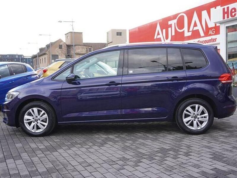 Gebraucht VW Touran 150 PS (110 kW) 2022 Blau Van / Kleinbus