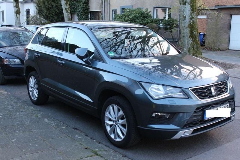 Gebraucht Seat Ateca Style 150 PS (110 kW) 2018 Grau SUV