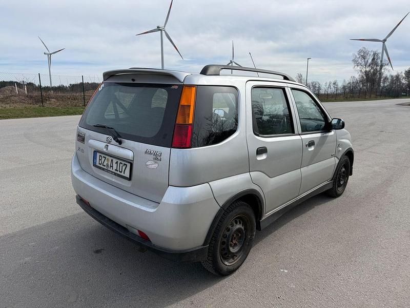 Gebraucht Suzuki Ignis 94 PS (69 kW) 2007 Silber Kleinwagen