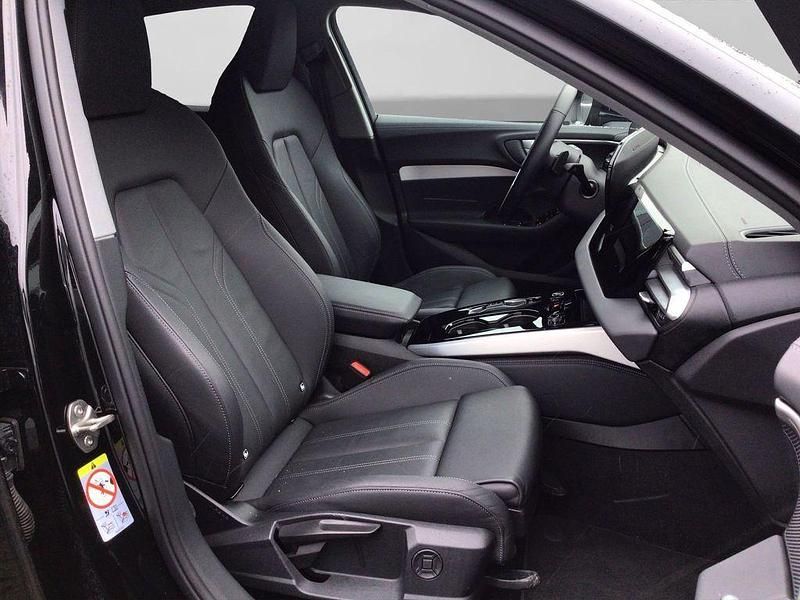 Gebraucht Audi A5 Ambiente 204 PS (150 kW) 2025 Schwarz Limousine