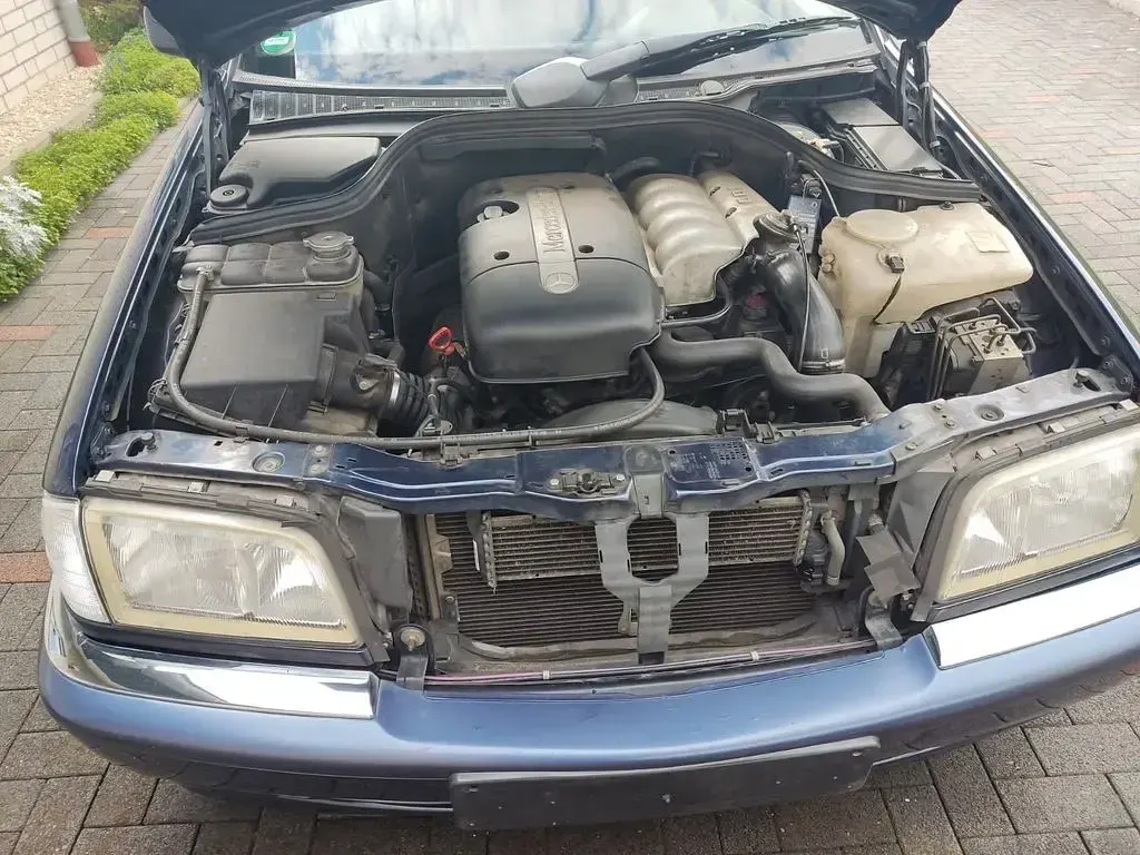 Gebraucht Mercedes C220 Elegance 125 PS (91 kW) 1999 Blau Limousine
