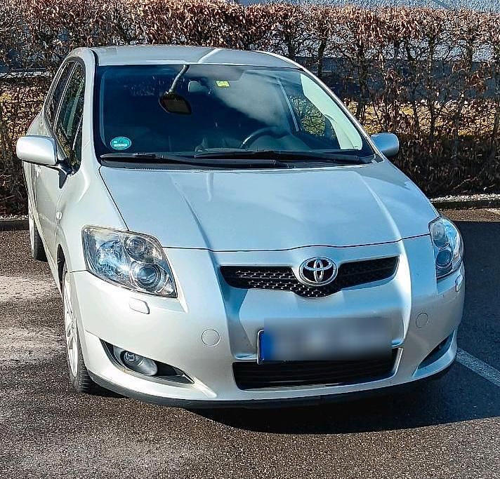 Gebraucht Toyota Auris 177 PS (130 kW) 2008 Silber Kleinwagen