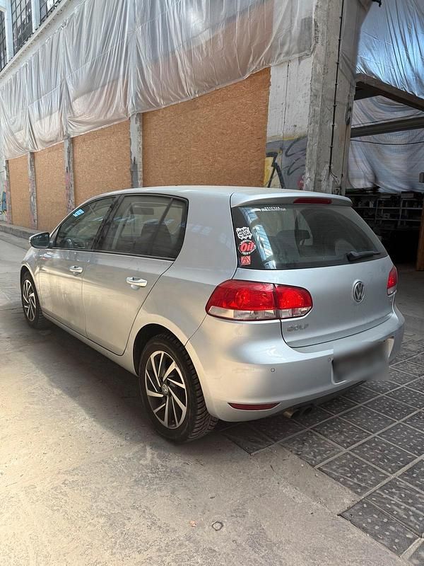 Gebraucht VW Golf VI 122 PS (89 kW) 2010 Silber Kleinwagen