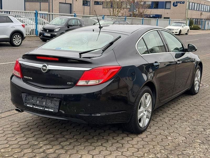 Gebraucht Opel Insignia Cosmo 160 PS (117 kW) 2009 Schwarz Limousine