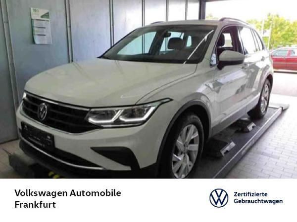 Gebraucht VW Tiguan Life 190 PS (139 kW) 2023 Weiß (pure white) SUV